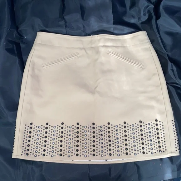 Coach Skirt - Picture 2 of 10